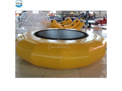 NB-WT06 Inflatable Water Jumping Trampoline / Water Floating Bed For Family Backyard