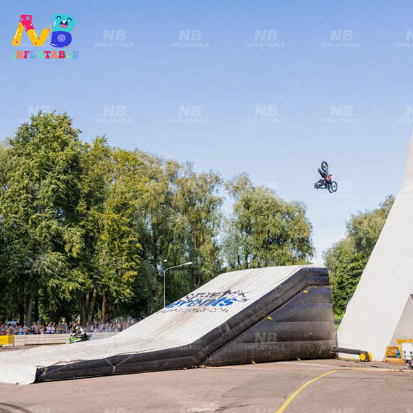 NB-AB012 Snowboard Airbag Stunt Snow Park Freestyle Ski Lander Giant Inflatable Jump Air Bag For Skiing