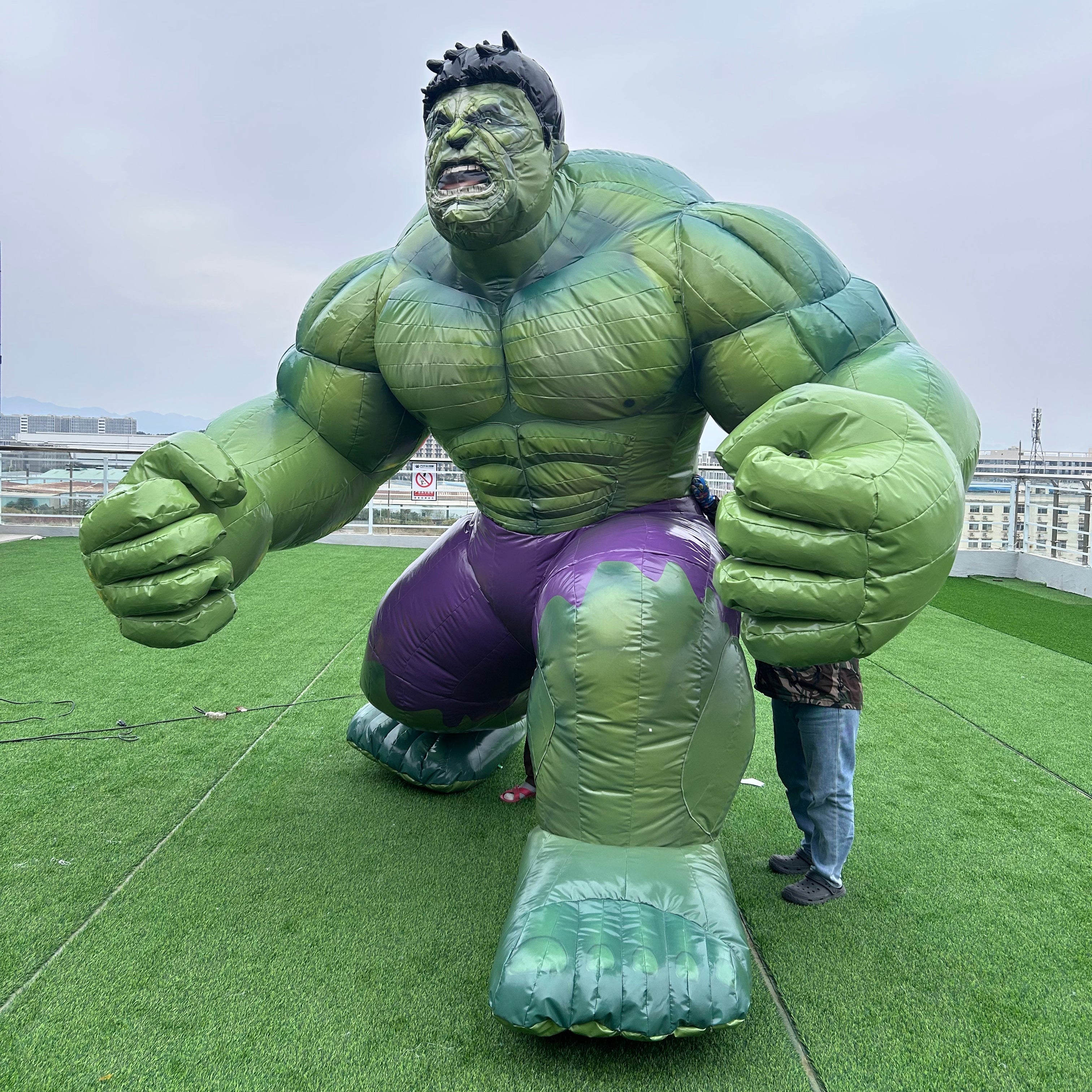 NB-CT032 Giant Green Inflatable Hulk - Custom Logo, Adult Size Cartoon Character Decoration for Advertising and Events