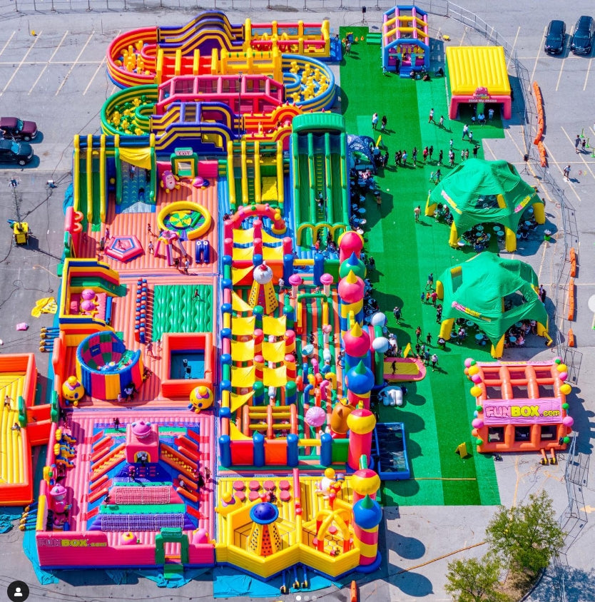 NB-OB033 Large amusement park  inflatable commercial inflatable obstacle course bounce park sport game bounce house for adults children